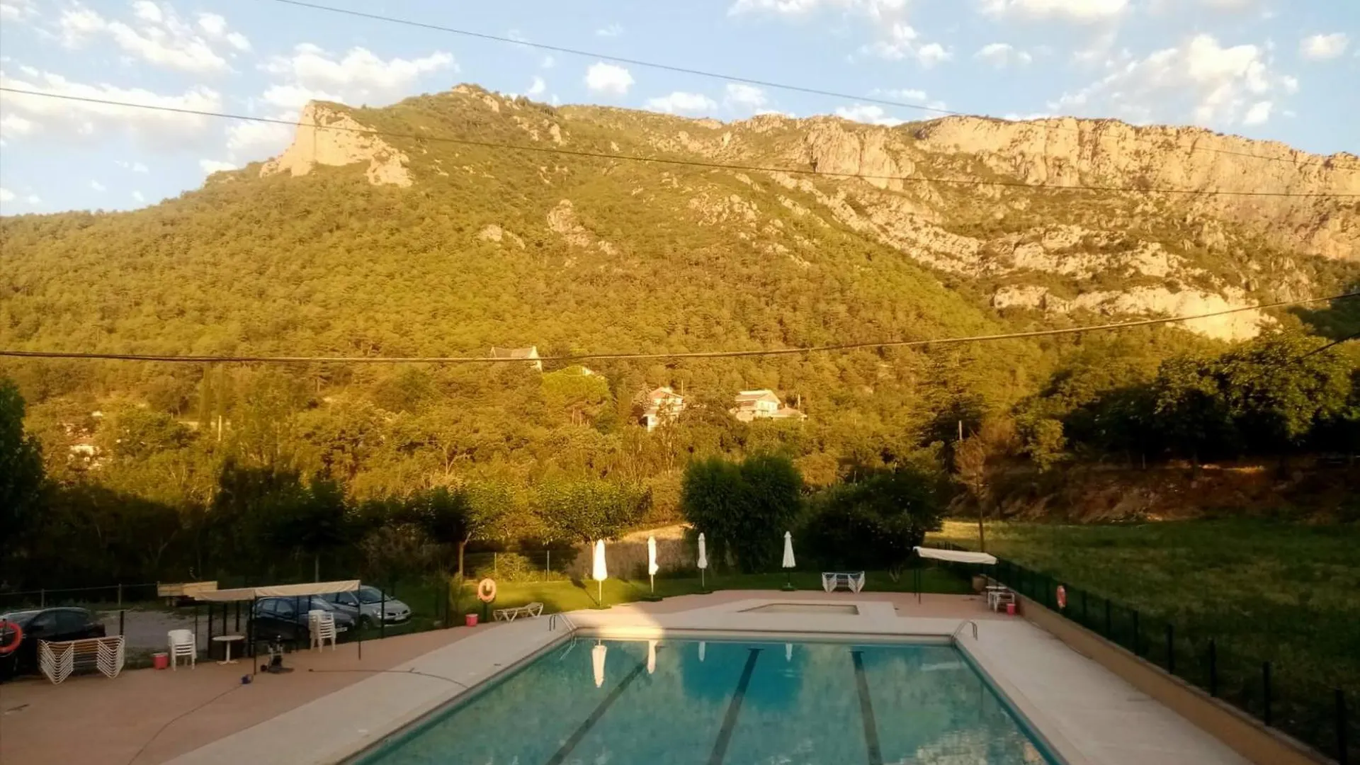 Cal Servero Villa Peramola Feriegård